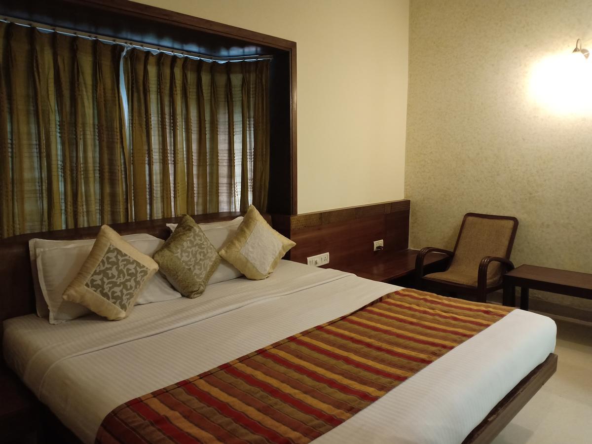Hotel Chandralok Lonavala Exterior foto